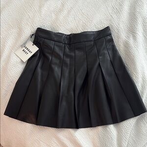 NWT Aritzia leather “cheer” skirt
